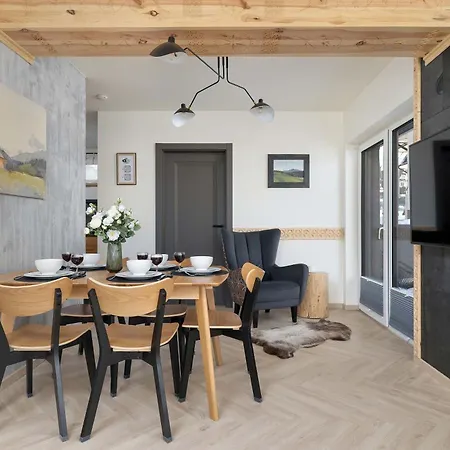 Hrube Wierchy In With Mountain View, Parking And Air Conditioning By Renters Prestige